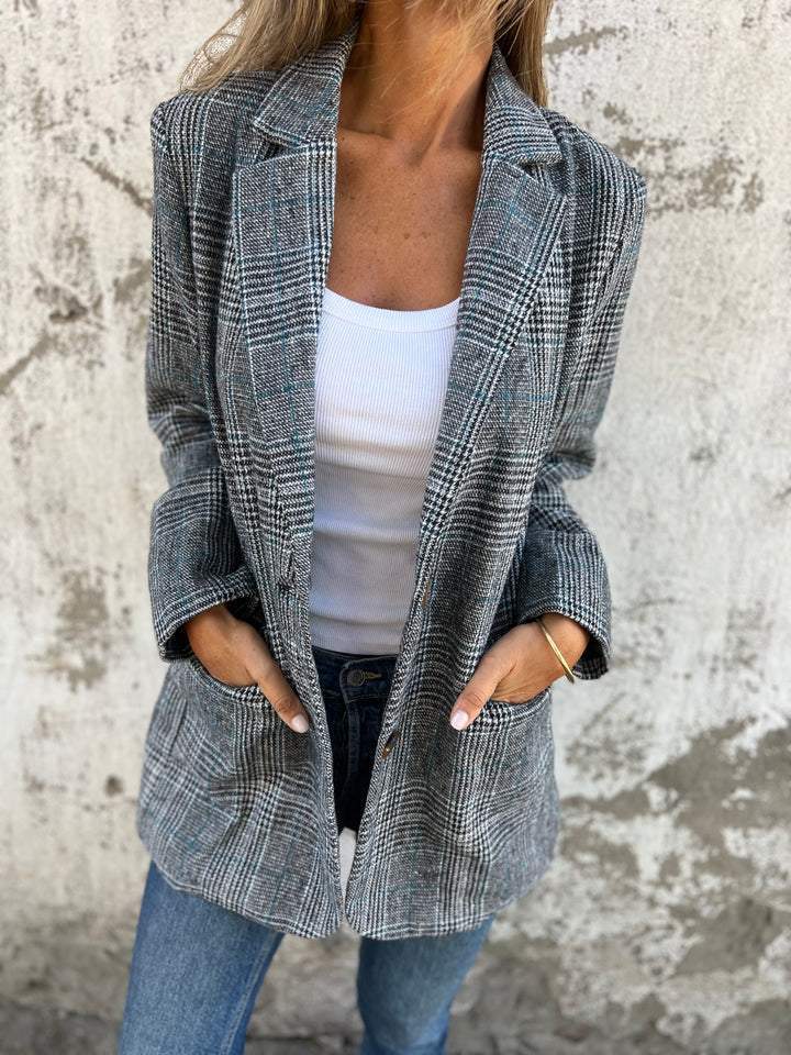 Casual checkered jacket with lapels