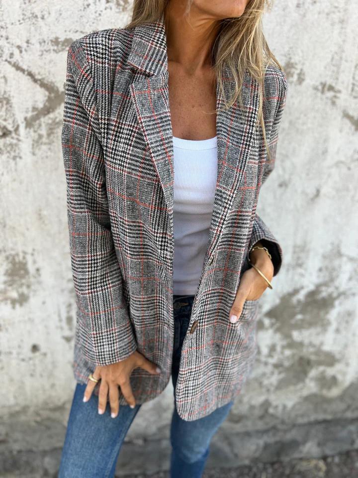 Casual checkered jacket with lapels