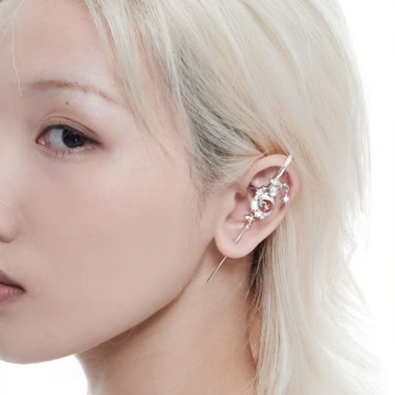 MYTH OF THE MOON Ear Hook Needle Piercing Earring